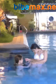 Enigmatic TV Sofia Poehsy & Jazzy Nagswimming Sa Pool. NAGBOLD!